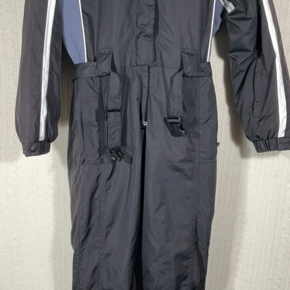The Great Outdoors Snowsuit, skiing, snowboarding, snowmobiling- Size 8 - Picture 11 of 16
